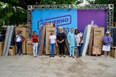 Plan Social de la Presidencia favorece 12 mil familias de SC