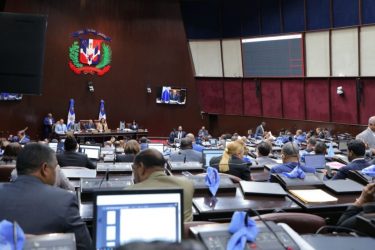 Aprueban 500 contratos venta inmuebles Estado a particulares