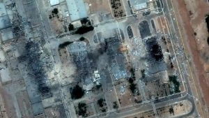 Israel ataca a decenas de objetivos en el interior de Irán