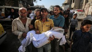 GAZA: Israel mata al menos 50 palestinos; 7 esperaban comida
