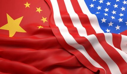 China aconseja a Estados Unidos que «no juegue con fuego»