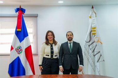 SIMV lanza el «Concurso del Mercado de Capitales» en RD