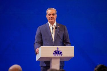 Abinader llama a los aspirantes presidenciales PRM respetar ley Abinader llama a los aspirantes presidenciales PRM respetar ley
