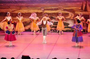 Ballet Studio presentó ‘’La Fille Mal Gardée’’ en Bellas Artes Ballet Studio presentó ‘’La Fille Mal Gardée’’ en Bellas Artes