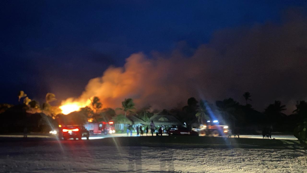 Sofocan incendio en Cap Cana; afectó a trece edificaciones imagen