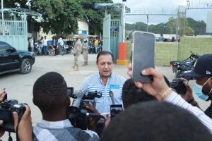 Martínez critica falta controles migratorios en la frontera