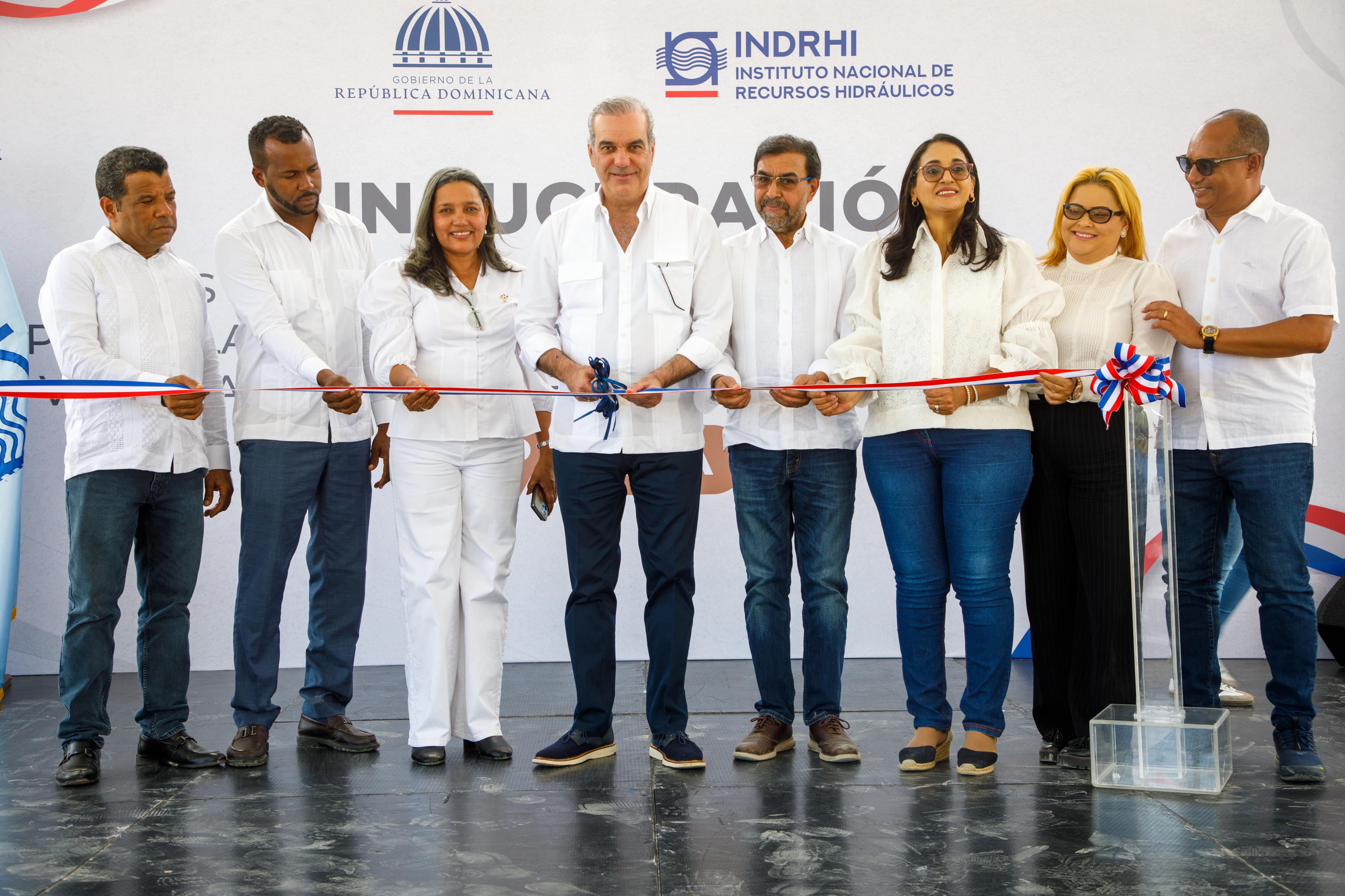 Presidente Abinader inaugura obras hidráulicas claves Azua imagen