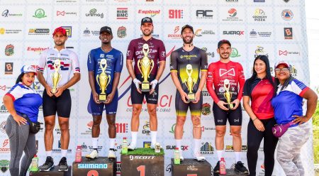 Adames y Contreras ganan en V Ciclismo Master del Cibao Adames y Contreras ganan en V Ciclismo Master del Cibao