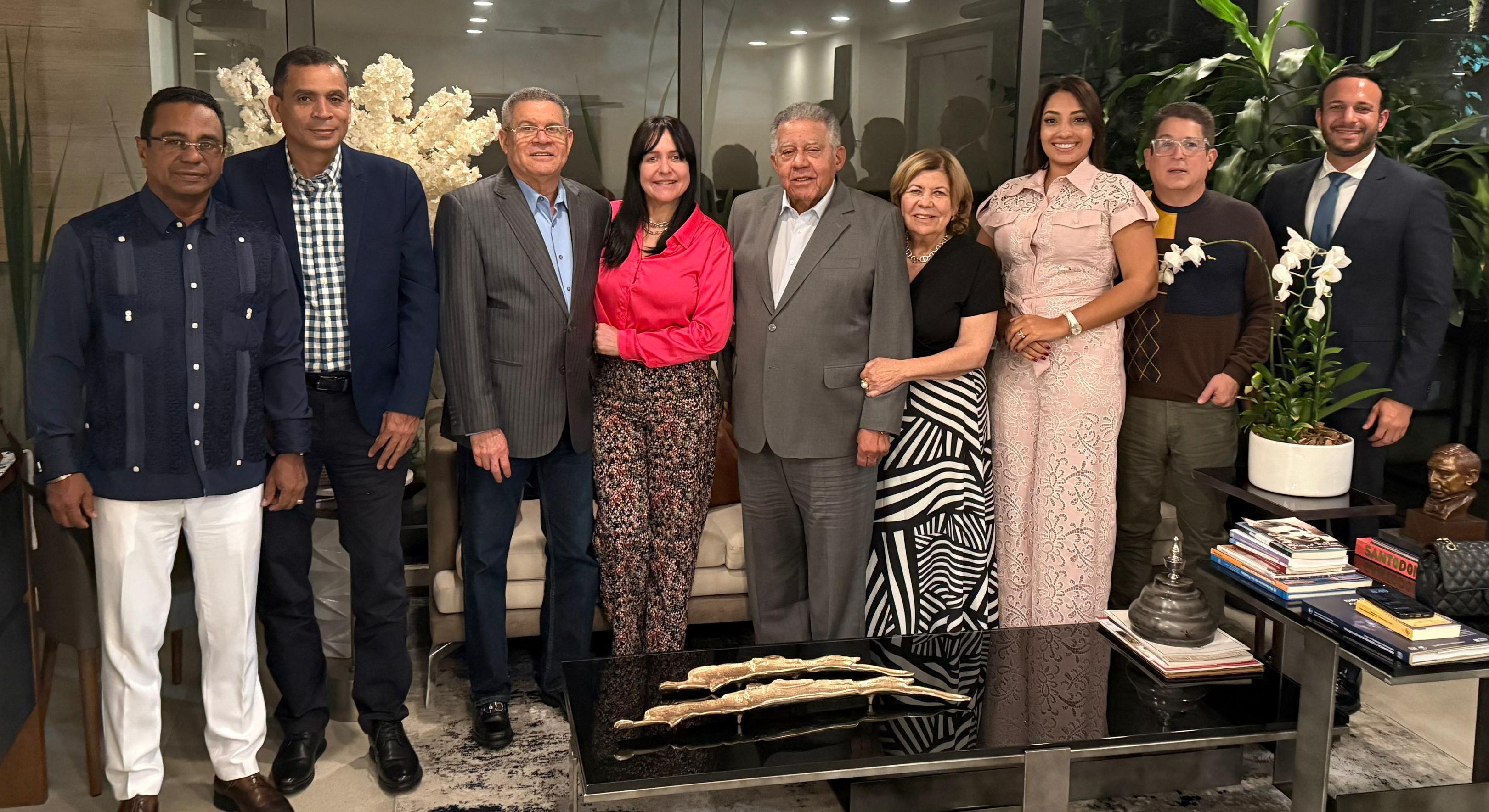 MEXICO: Embajador de la RD recibe visita Director de RTVD imagen