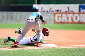 Dominicana blanquea México y clasifica en Serie del Caribe Kids