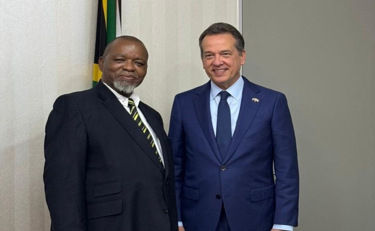 RD explora cooperación con Sudáfrica en el sector minero imagen