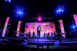 Juan Luis ofrece un apoteósico concierto en isla Gran Canaria Juan Luis ofrece un apoteósico concierto en isla Gran Canaria