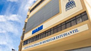 INABIE responde denuncia del PLD sobre suministro calzado