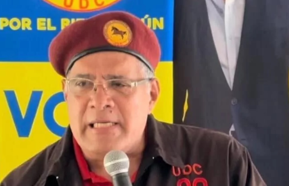 Acosta pide Abinader ampliar programas sociales Gobierno imagen