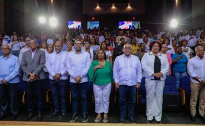 $1,200 millones para pequeños y medianos empresarios de RD $1,200 millones para pequeños y medianos empresarios de RD