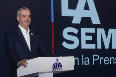 Abinader: «Recuperados 6,500 millones lucha anti corrupción» Abinader: «Recuperados 6,500 millones lucha anti corrupción»