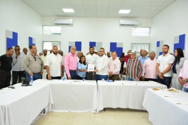 El FEDA ejecuta con éxito el Programa Nacional para el Relanzamiento del Sector Agrícola a El FEDA ejecuta con éxito el Programa Nacional para el Relanzamiento del Sector Agrícola a