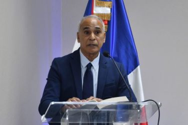 Presentan libro y exposición sobre la dictadura de Trujillo