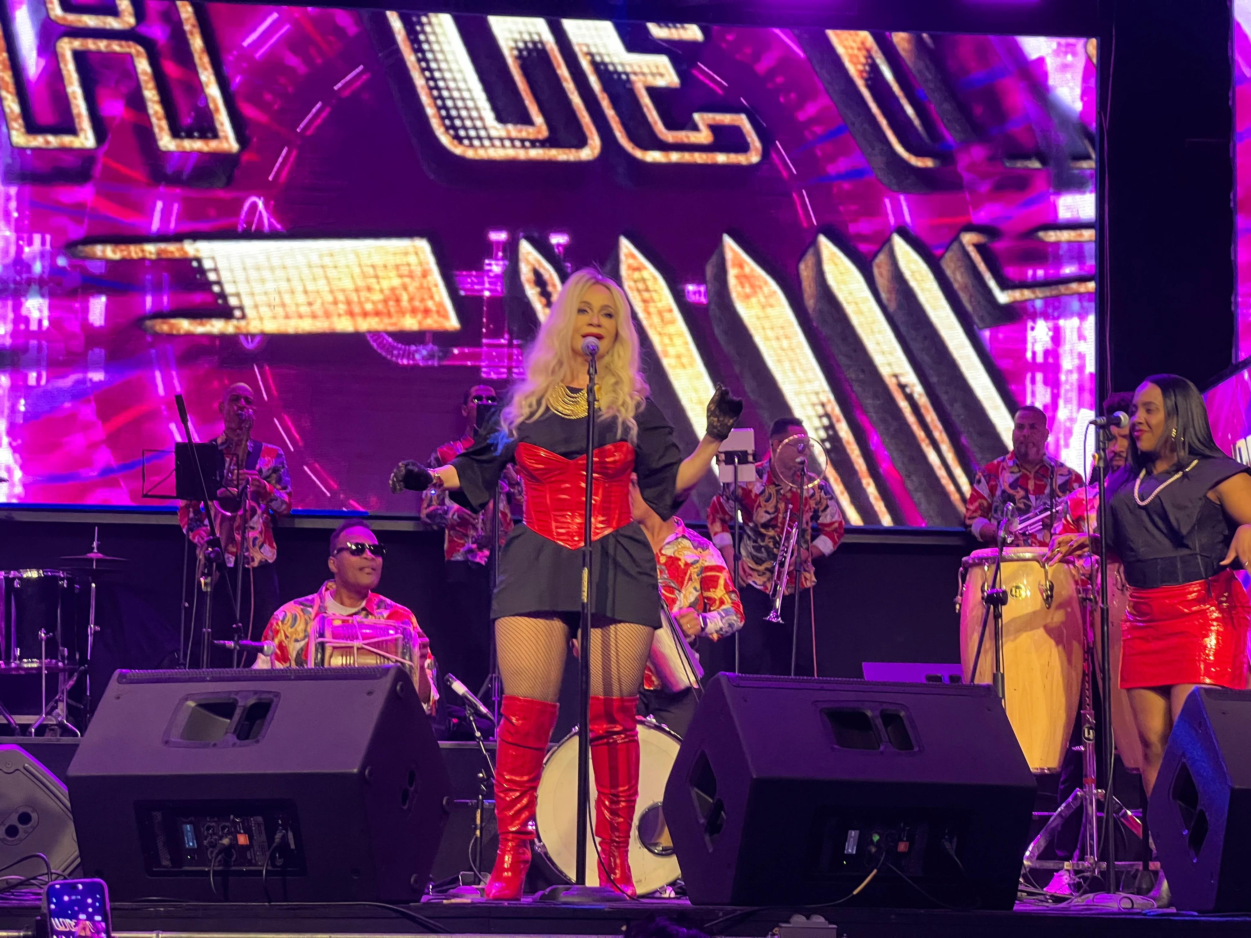 Miriam Cruz presenta conciertos historia de una diva en Perú imagen