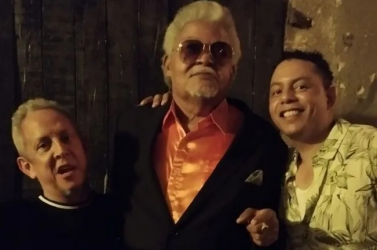 Rey de la bachata, Ramón Torres, actuó en el pub Soho en Viveiro Rey de la bachata, Ramón Torres, actuó en el pub Soho en Viveiro