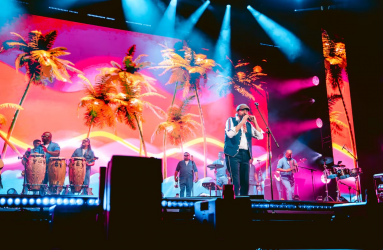 ESPAÑA: Barcelona se rinde al merengue de Juan Luis Guerra ESPAÑA: Barcelona se rinde al merengue de Juan Luis Guerra