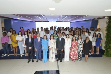 Voluntariado Banreservas otorga 84 becas universitarias