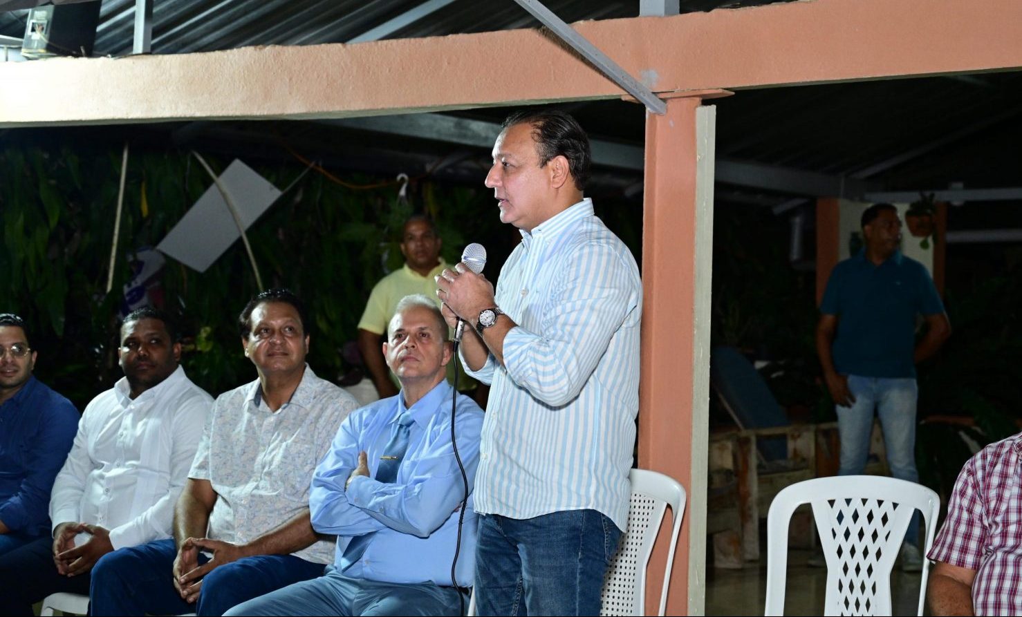 Abel: Quien se identifique con necesidades será el candidato imagen