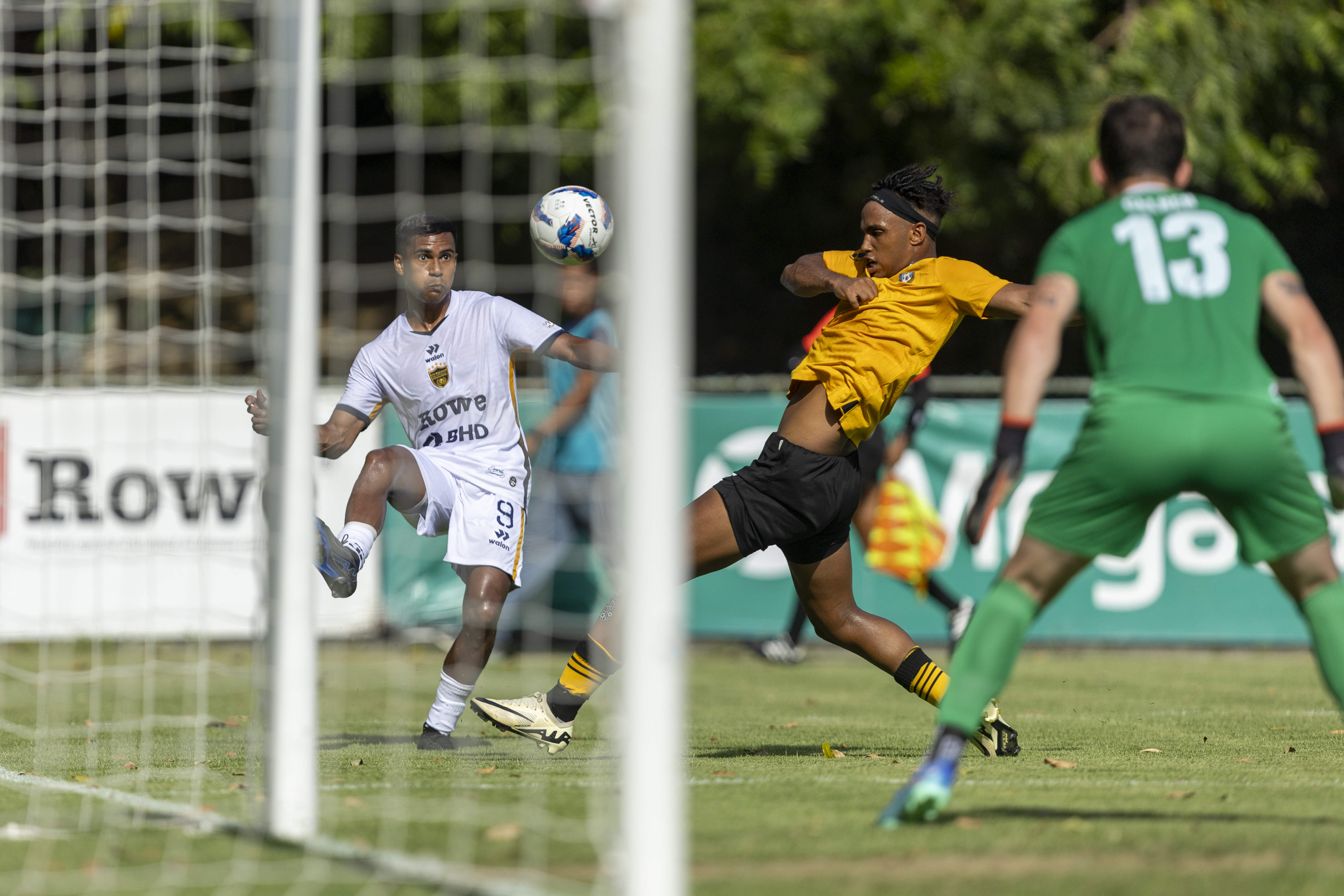 Pantoja derrota a O&M y logra tercer triunfo consecutivo LDF imagen