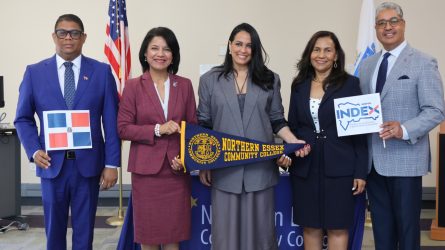 LAWRENCE: Index renueva acuerdo con Northern Essex Community College