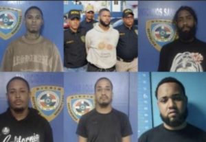 Presentan cargos contra los 6 acusados cometer abuso sexual