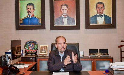 Seguirá el proceso legal contra un grupo ultrajó himno de RD