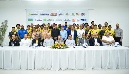 Moca presenta plantilla para temporada 2025-2026 de LDF Moca presenta plantilla para temporada 2025-2026 de LDF