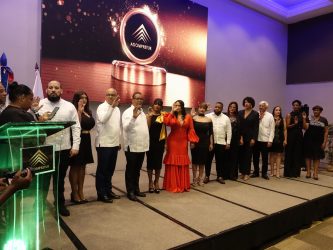 Sarah Hernández asume la presidencia de ADOMPRETUR