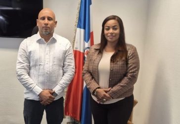HAMBURGO: Claribel Reyes asume como vicecónsul RD