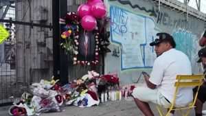 Improvisan altar en honor a influencer dominicana