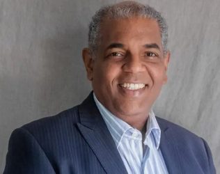 OPINION: Bandera dominicana, Payne Lake y cohesión social