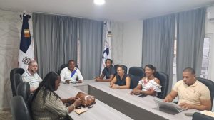 HIGUEY: Al menos 31 escuelas no iniciaron docencia este lunes