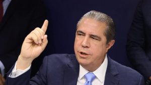 Francisco Javier García celebra designación monseñor Morel