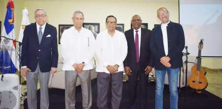 Definen al bolero como género de evocación y seducción