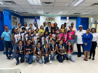 Villa Carmen gana el Convivio Municipal de Mini Voleibol SDE