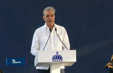 VEA completa rueda de prensa de Luis Abinader en Santiago VEA completa rueda de prensa de Luis Abinader en Santiago