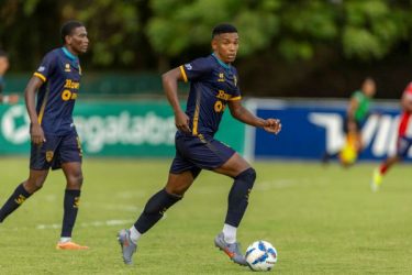 Pantoja gana quinto al hilo y se aferra a la cima de la LDF 2025