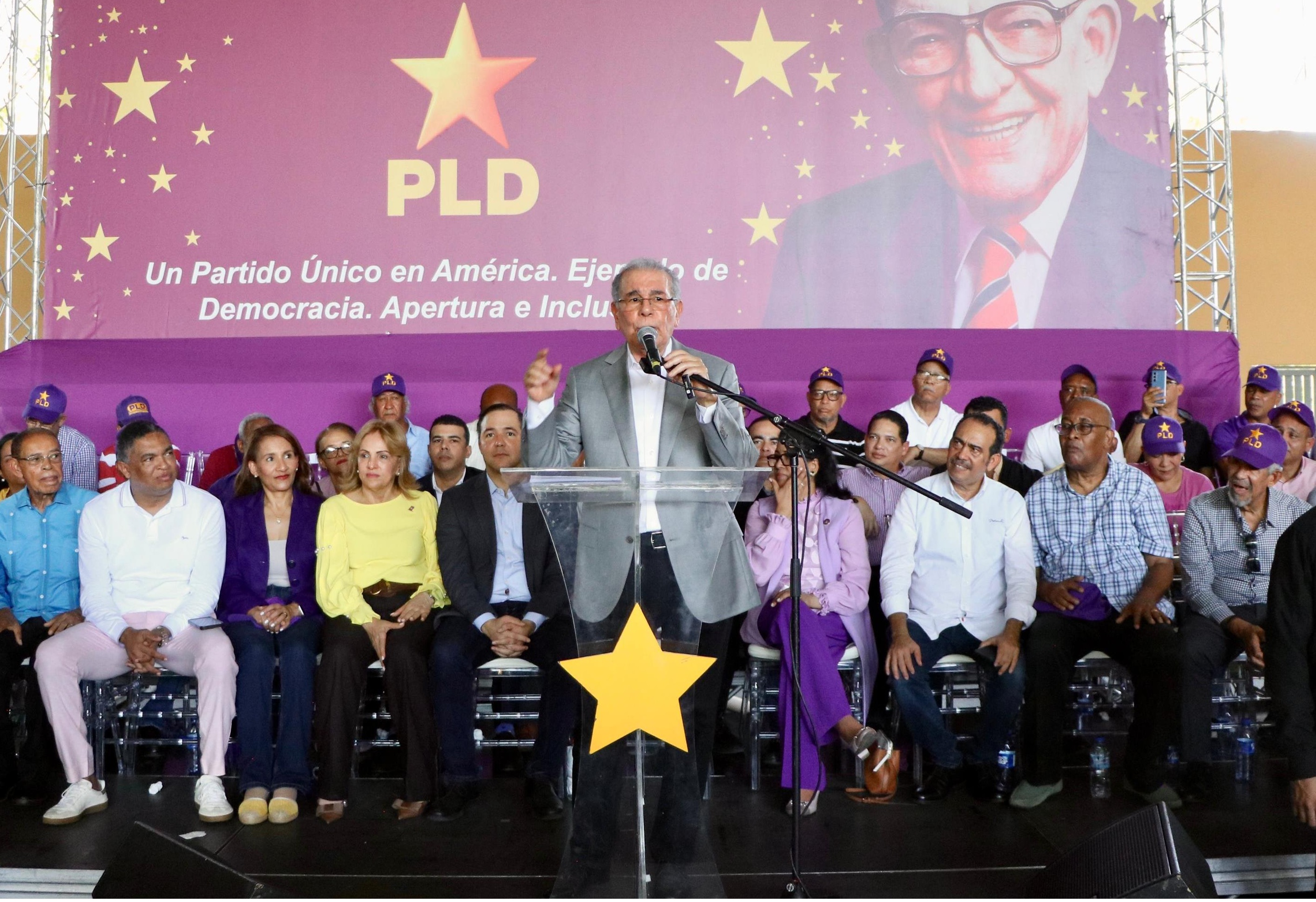 Danilo dice Abinader vende «imagen ficticia de progreso» imagen