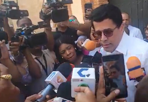 Collado aclara no habla sobre aspiración política desde 2020 imagen