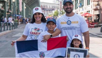 Dominicano logra un Guinnes al visitar 30 estadios GL en 25 días