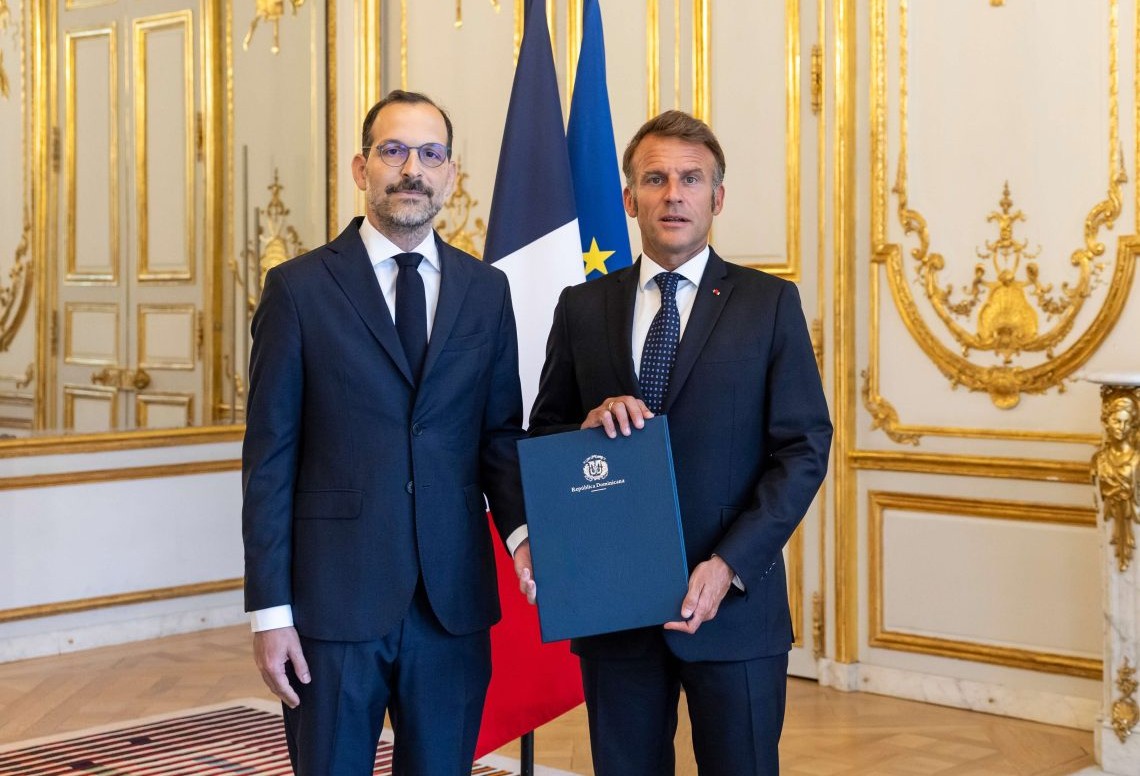FRANCIA: Embajador RD presenta cartas credenciales imagen