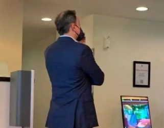 Tribunal condena a Migración por impedir salida a Jean Alain Tribunal condena a Migración por impedir salida a Jean Alain