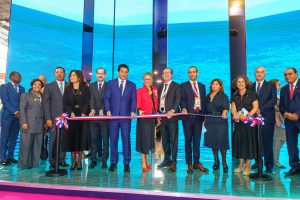 En inauguración feria en París, RD anuncia vuelos a Punta Cana