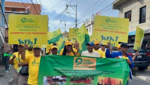 Frente Amplio protesta en SDE por alto costo canasta familiar Frente Amplio protesta en SDE por alto costo canasta familiar