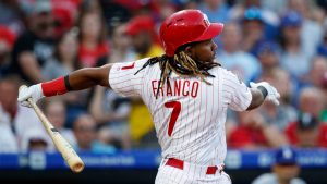 Dominicano Franco lidera triunfo de Rakuten en béisbol japonés